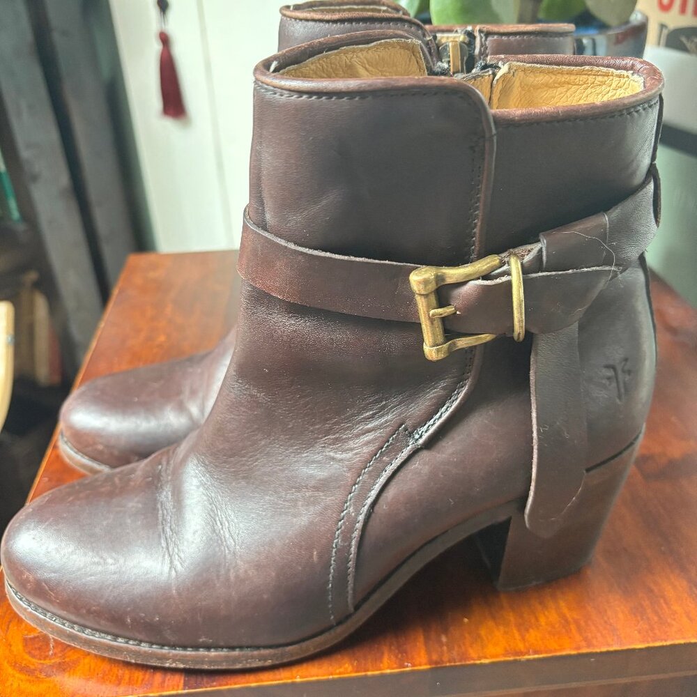 Frye Boots - Patty Artisan Side Zip Heel Boots Brown- Women's 8 US